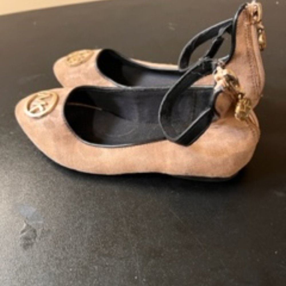 Michael Kors size 11 tan ankle strap flats